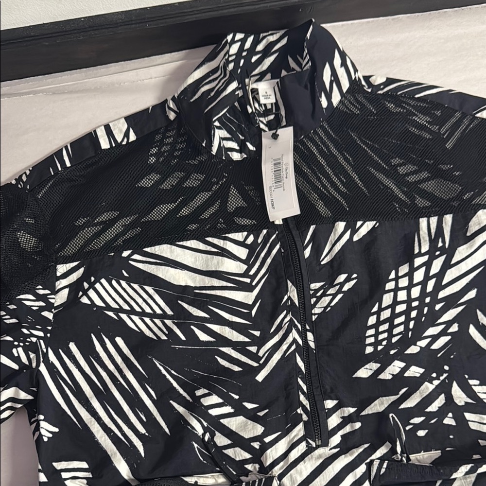 The Drop Women's Parachute Cargo Anorak with Mesh Detail Size S - Picture 6 of 14